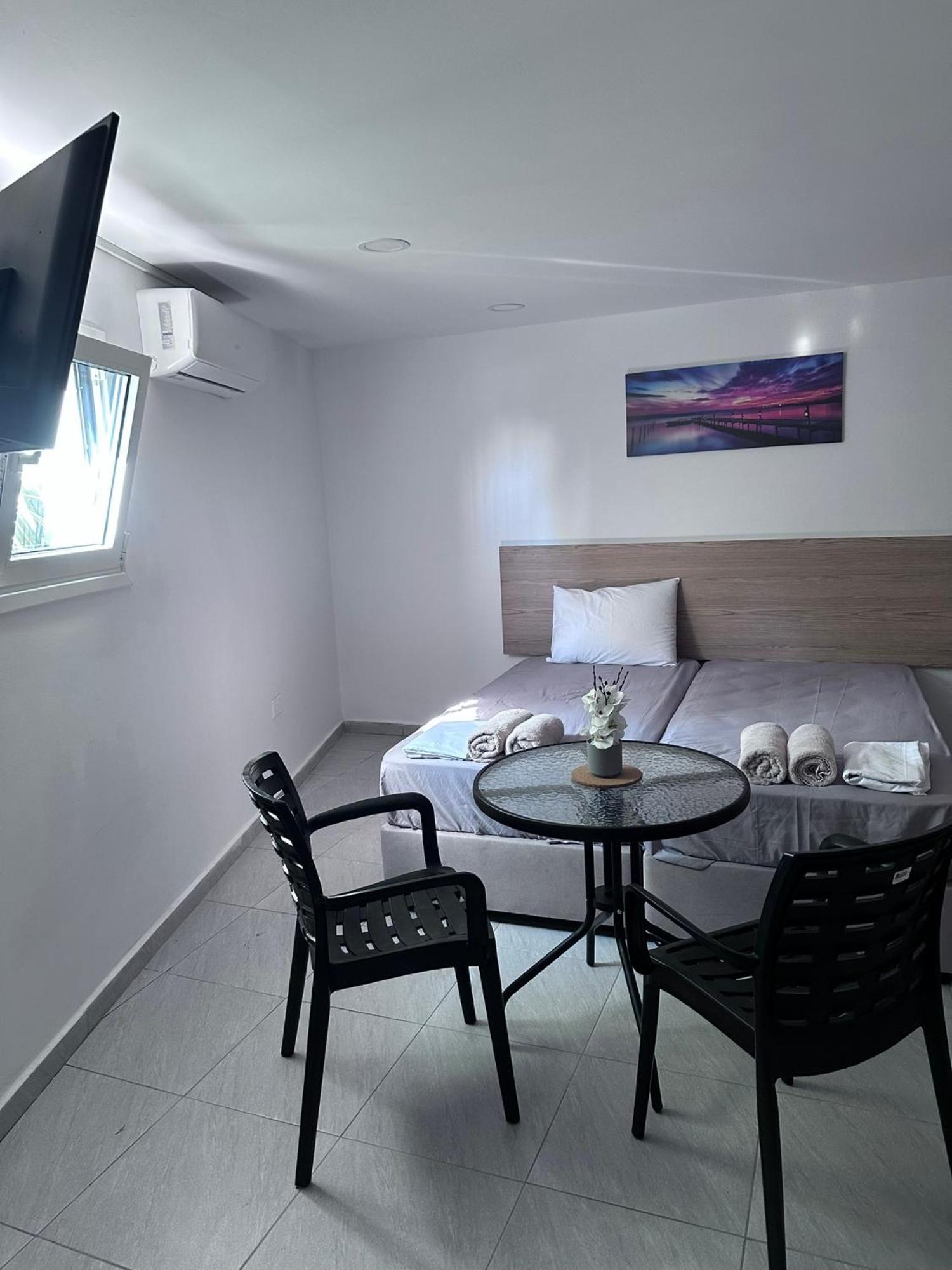 Ivi Apartments Ayia Napa Luaran gambar